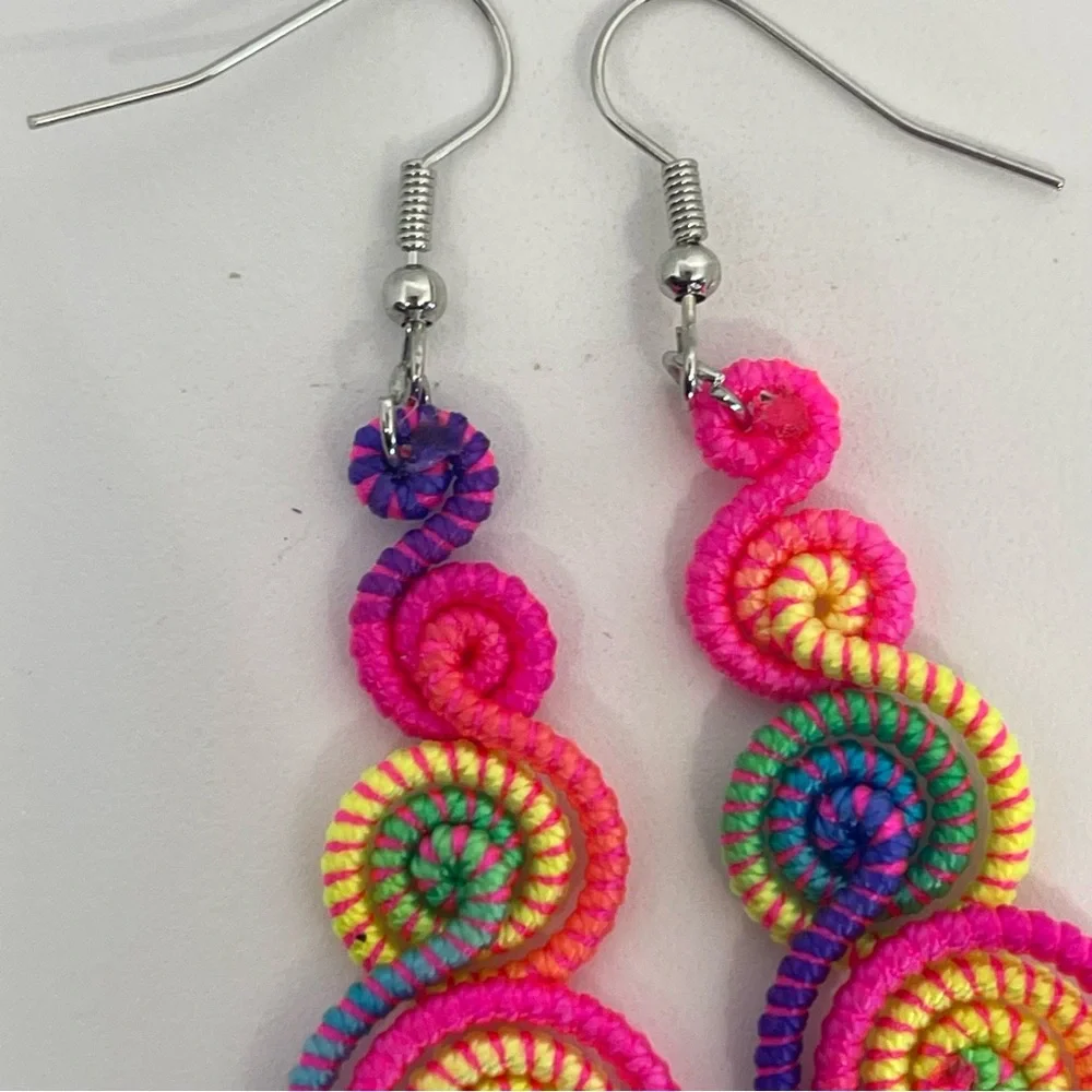 Multicolor retro spiral swirl drop earrings